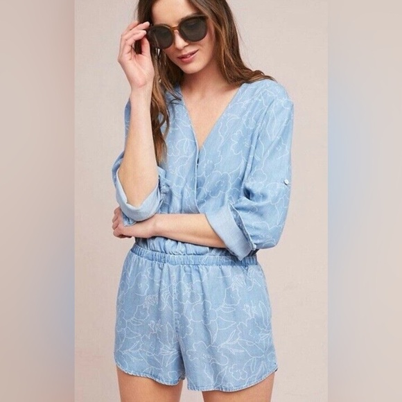 ANTHROPOLOGIE Cloth & Stone Chambray Romper Blue Long Sleeve Size Small - Picture 1 of 16
